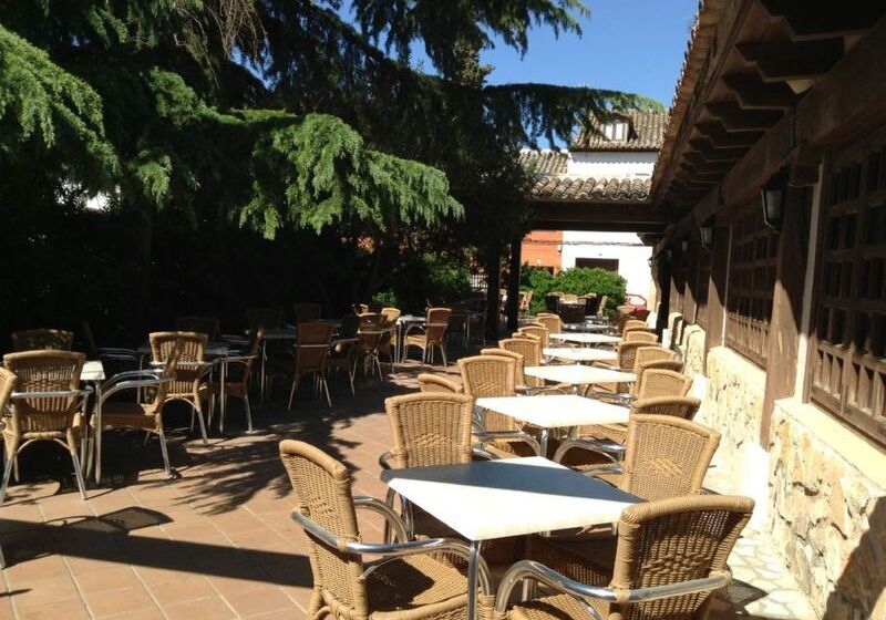 酒店 Meson De Don Quijote