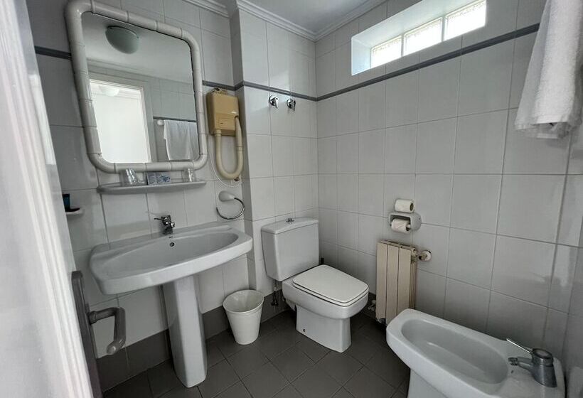 هتل Miramar Laredo