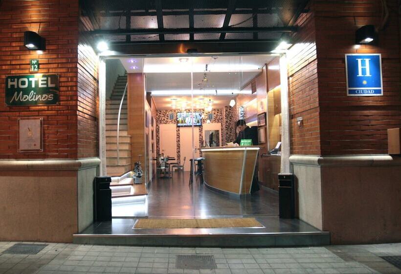 فندق Molinos