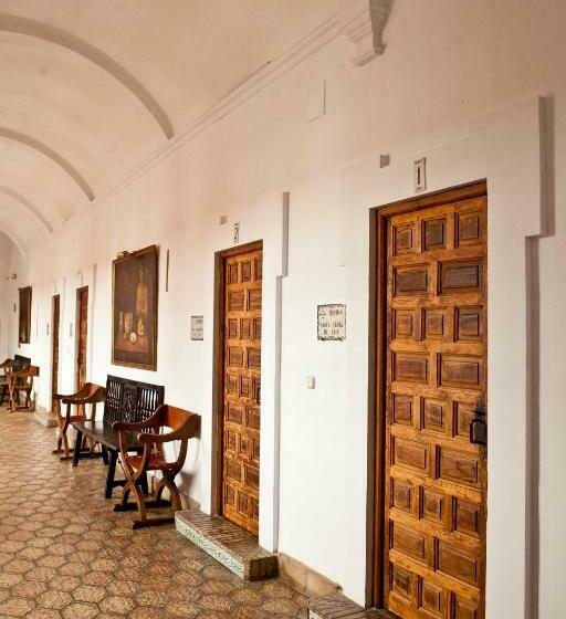 Отель Monasterio De San Francisco