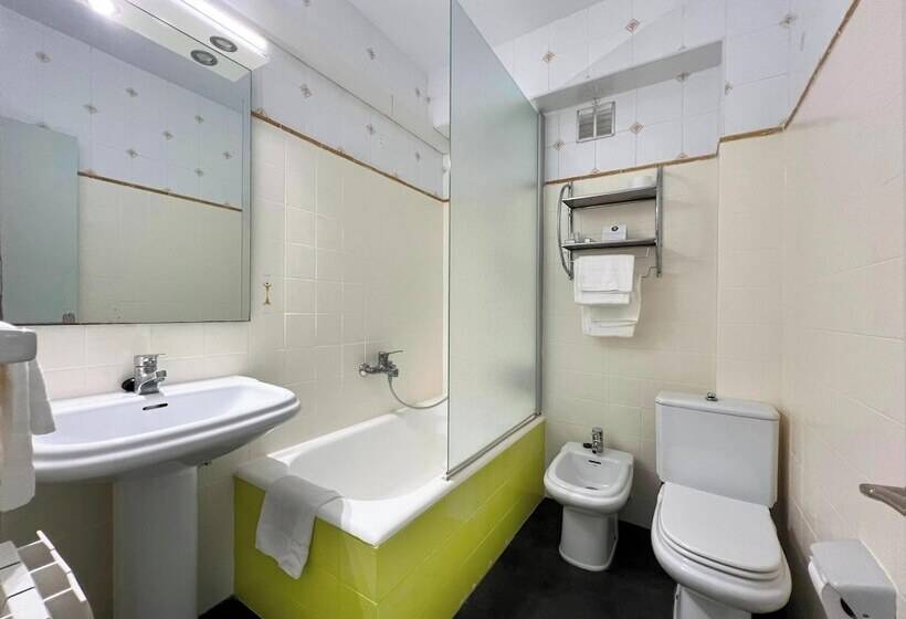 هتل Moon Dreams Noja