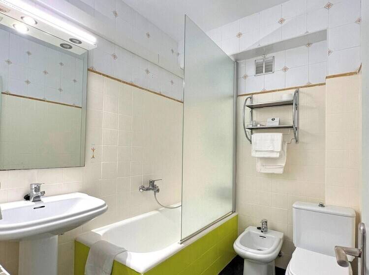 هتل Moon Dreams Noja