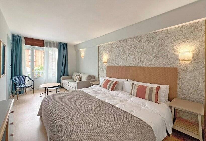 هتل Moon Dreams Noja