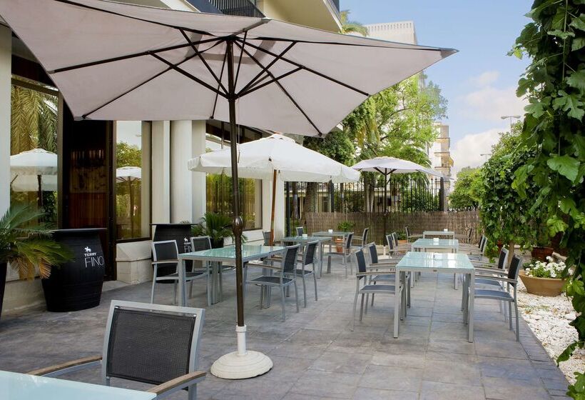 酒店 NH Avenida Jerez