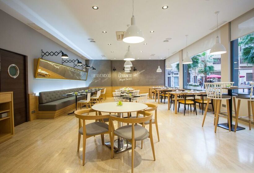 酒店 NH Castellon Mindoro