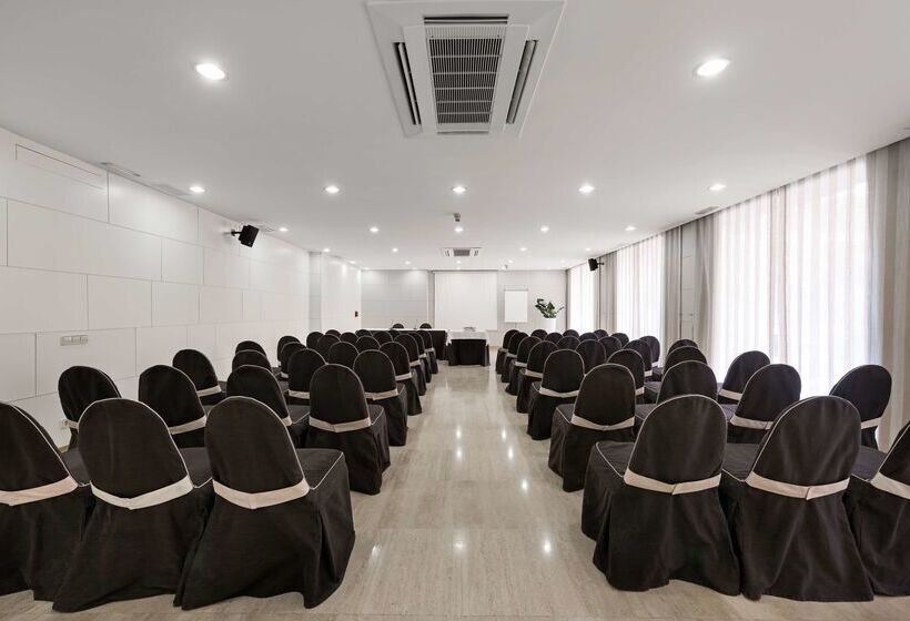 酒店 NH Castellon Mindoro