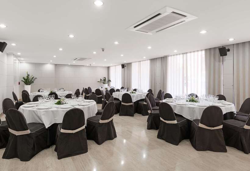 酒店 NH Castellon Mindoro