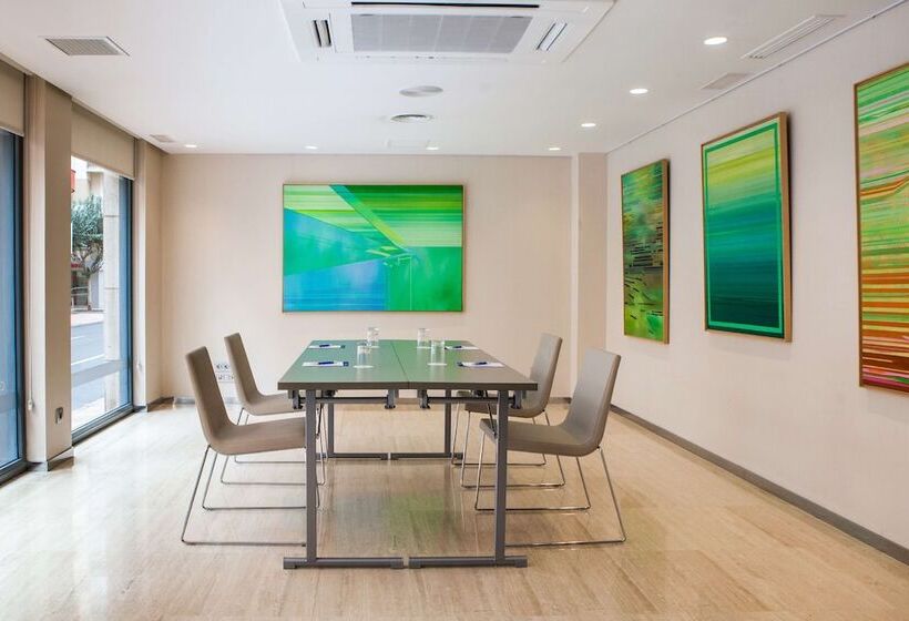 酒店 NH Castellon Mindoro