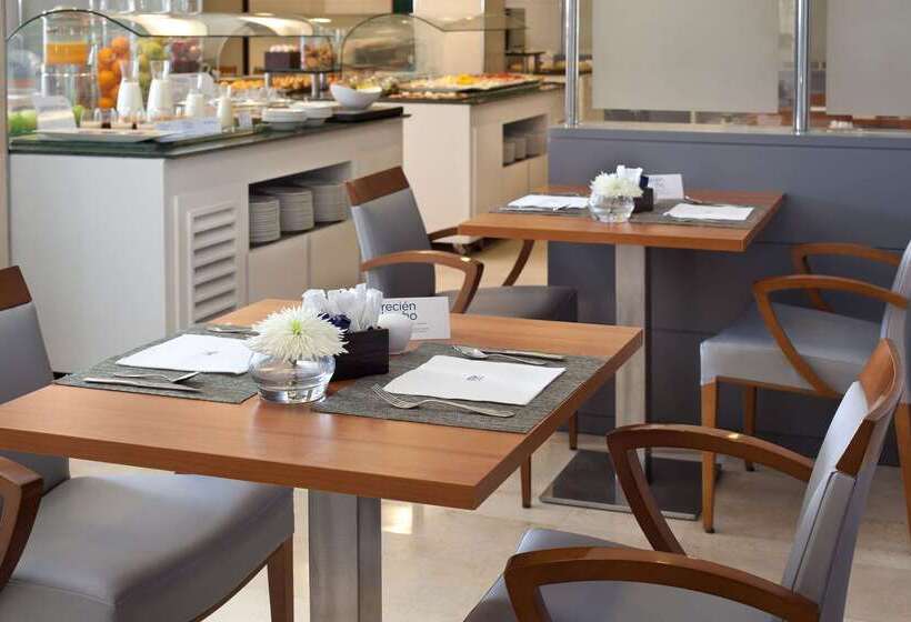 فندق NH Ciudad De Santander