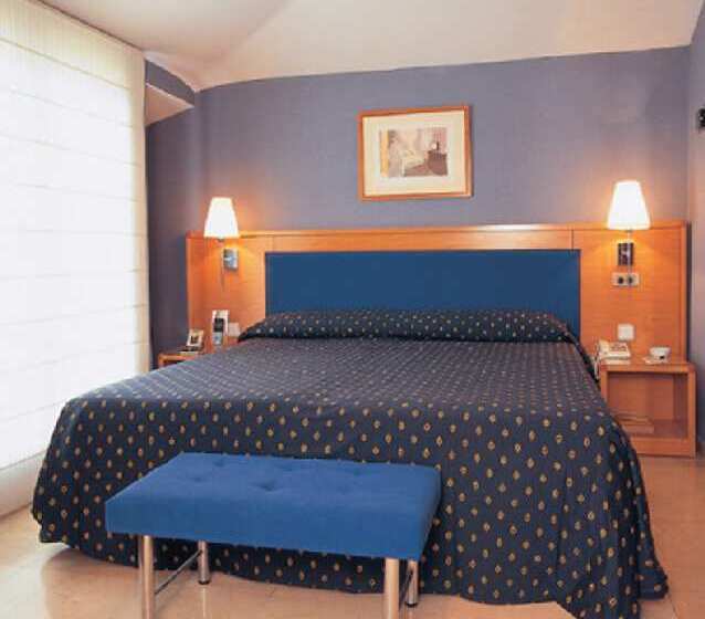 فندق NH Ciudad De Santander