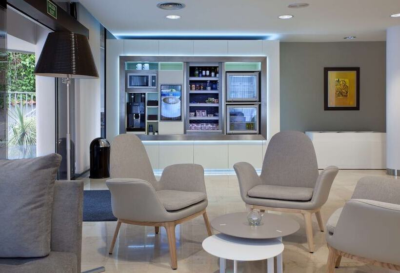 فندق NH Ciudad De Santander