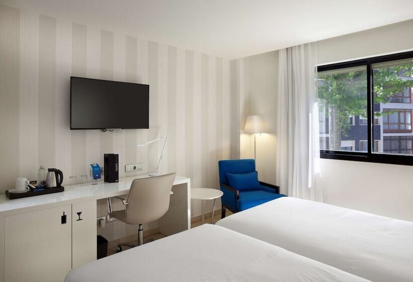 فندق NH Ciudad De Santander