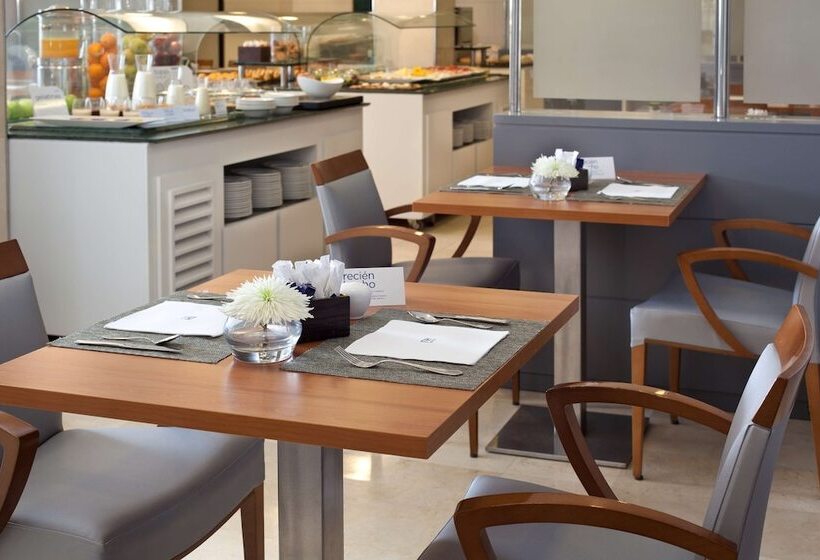 فندق NH Ciudad De Santander