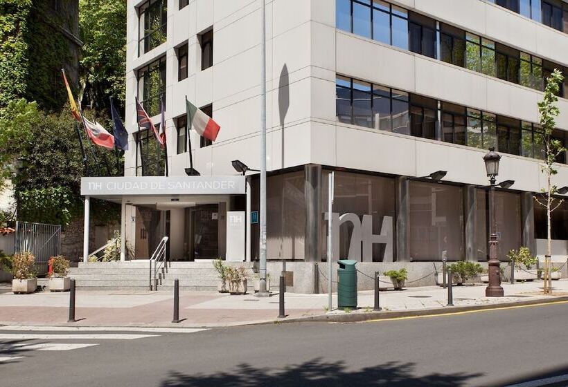 فندق NH Ciudad De Santander