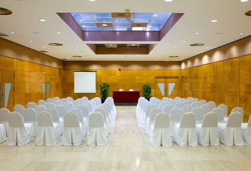 فندق NH Ciudad Real