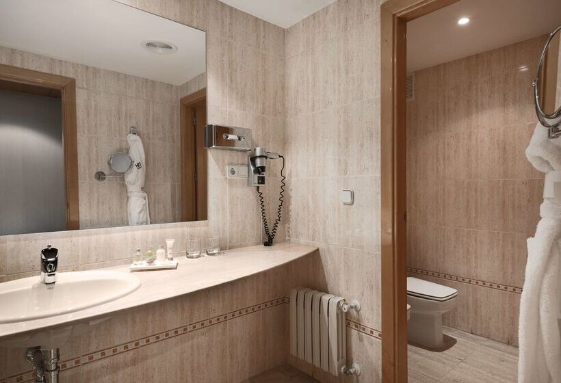 فندق NH Ciudad Real