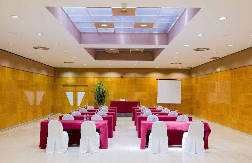 فندق NH Ciudad Real