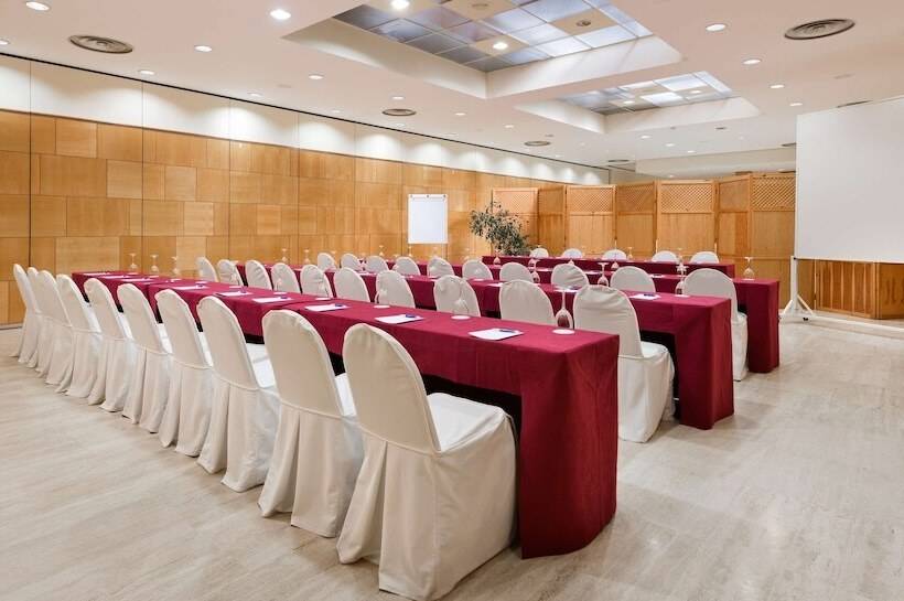 فندق NH Ciudad Real