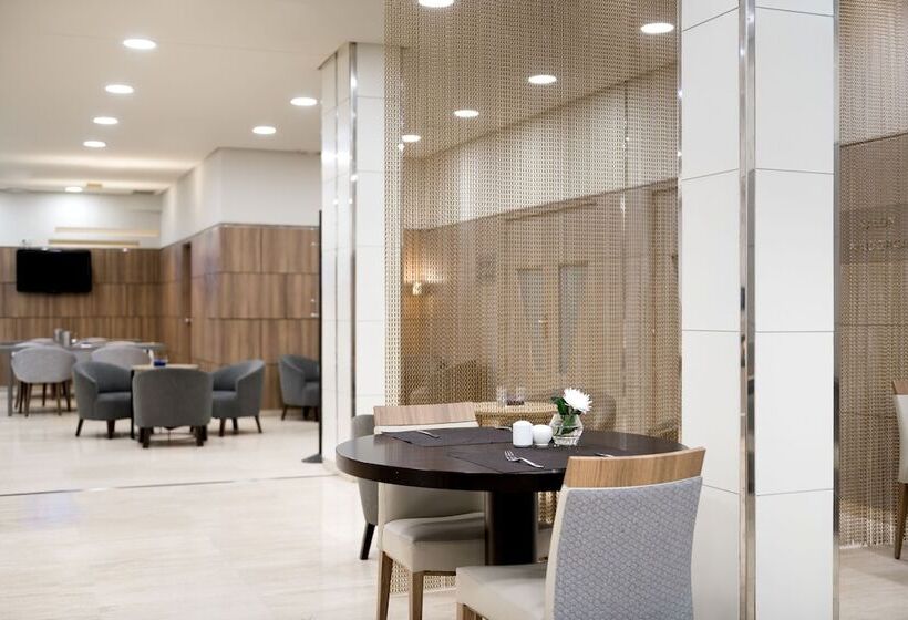 فندق NH Ciudad Real