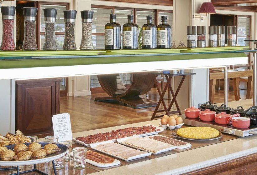 هتل NH Collection A Coruna Finisterre