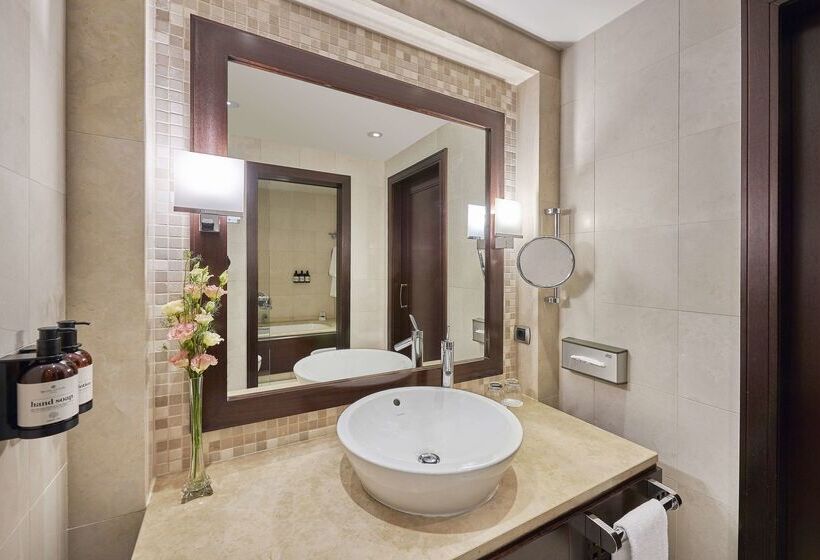 هتل NH Collection A Coruna Finisterre