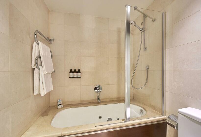 هتل NH Collection A Coruna Finisterre