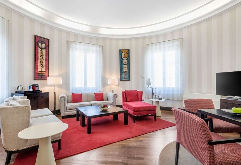 فندق NH Collection Victoria