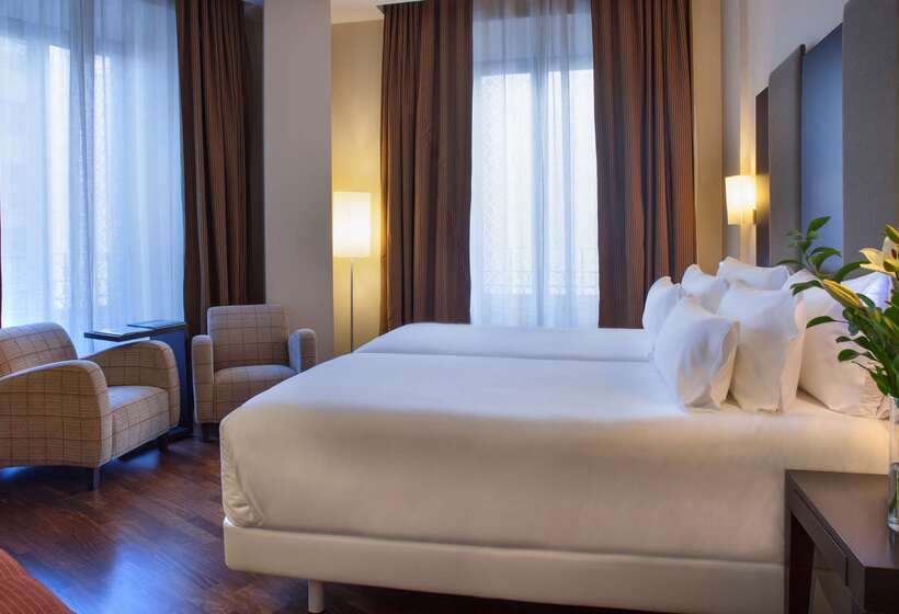 فندق NH Collection Victoria