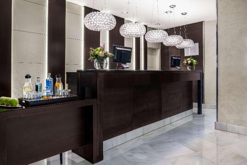 فندق NH Collection Victoria