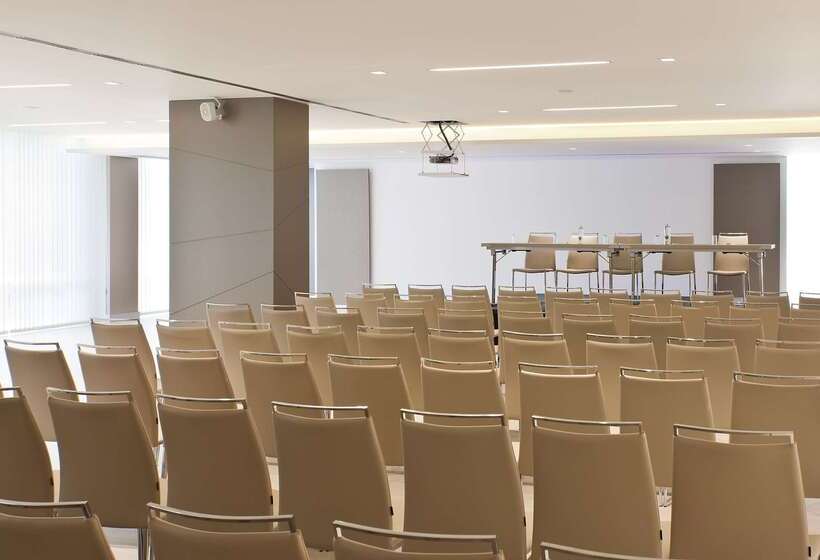 هتل NH Collection San Sebastian Aranzazu