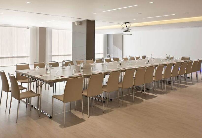 هتل NH Collection San Sebastian Aranzazu