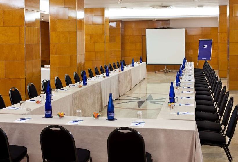 酒店 NH Luz Huelva