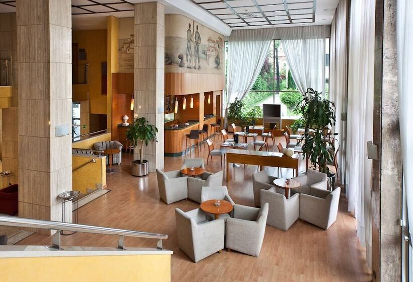 酒店 NH Luz Huelva