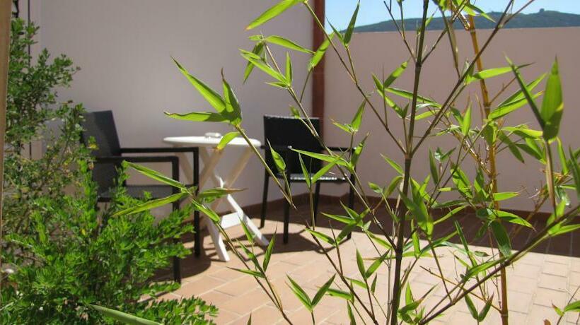 בית מלון כפרי Nou Estrelles