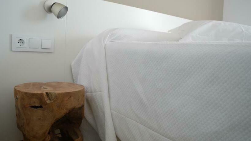 בית מלון כפרי Nou Estrelles