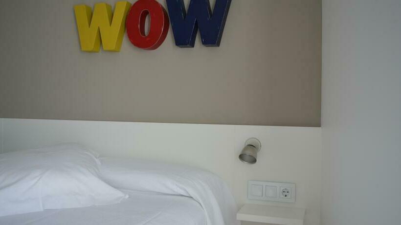 هتل Nou Estrelles