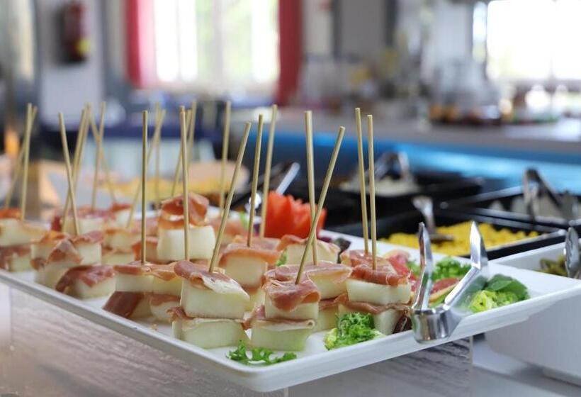 Отель Pato Amarillo