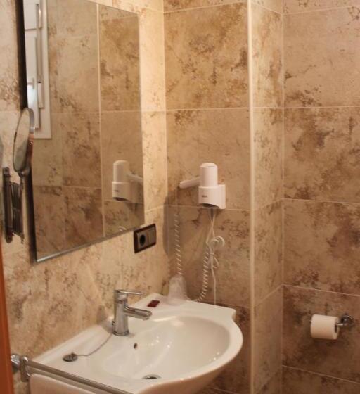 ホテル Peña Escrita