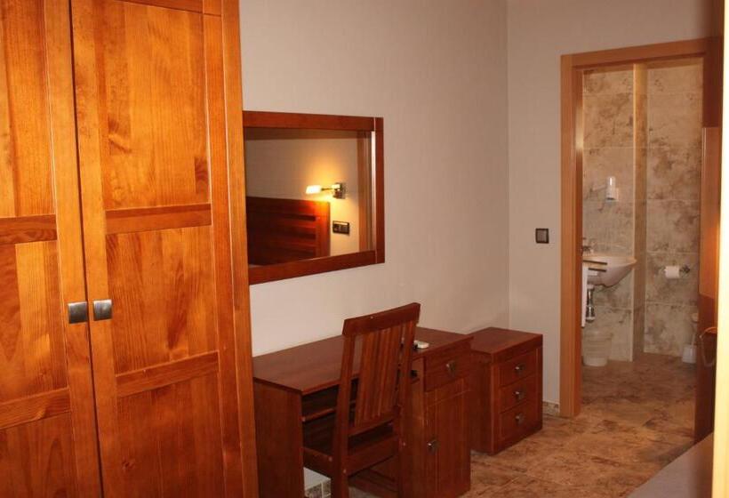 ホテル Peña Escrita