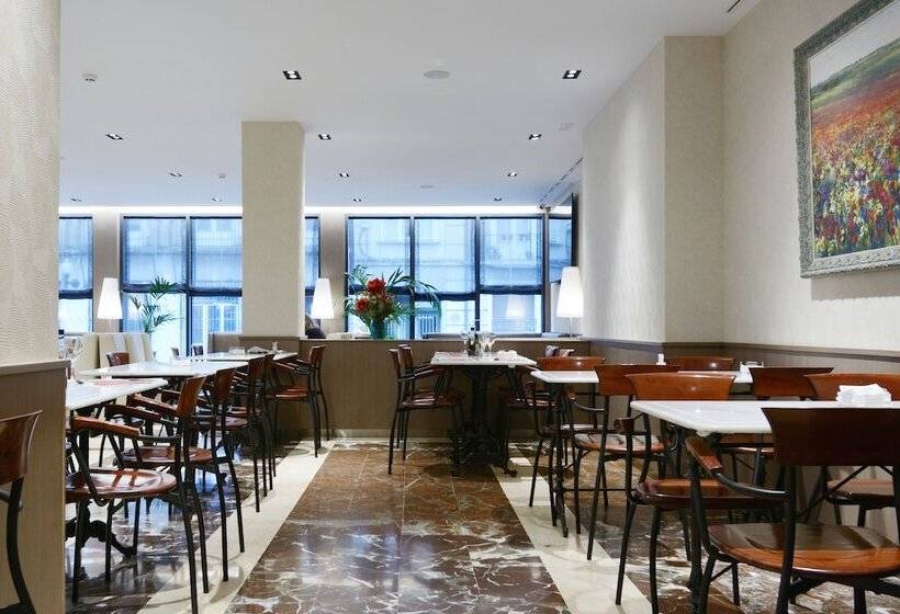 酒店 Pedro I De Aragon 4 Estrellas Superior