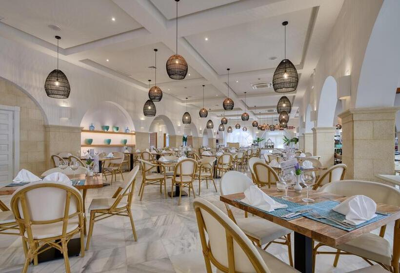 Отель Playa De La Luz