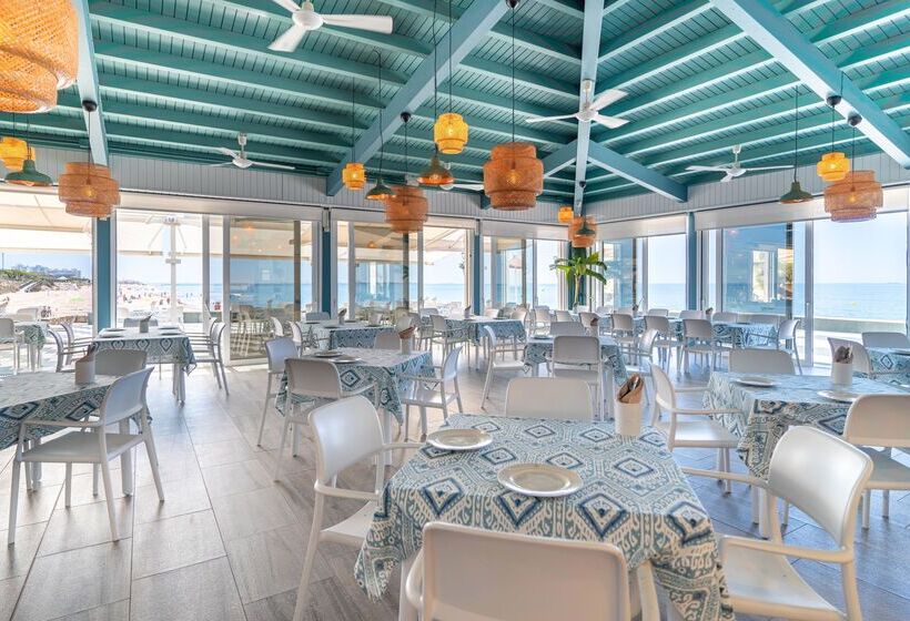 Отель Playa De La Luz