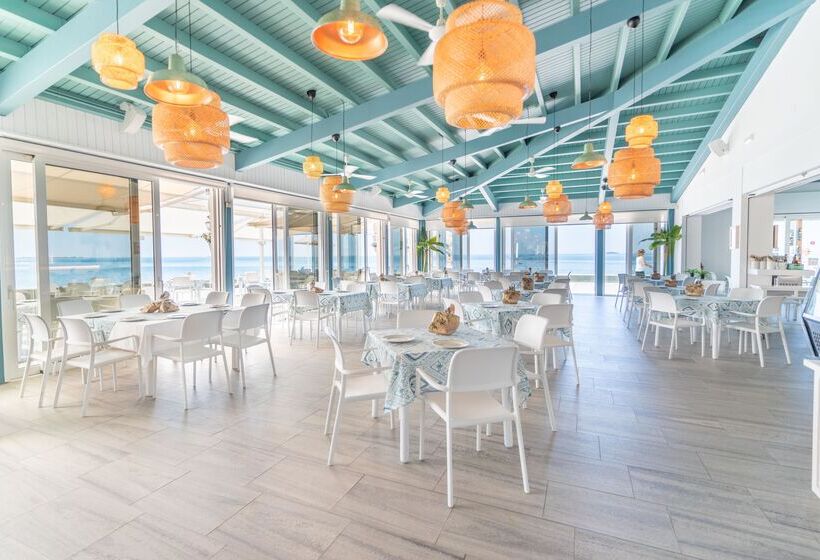 Отель Playa De La Luz