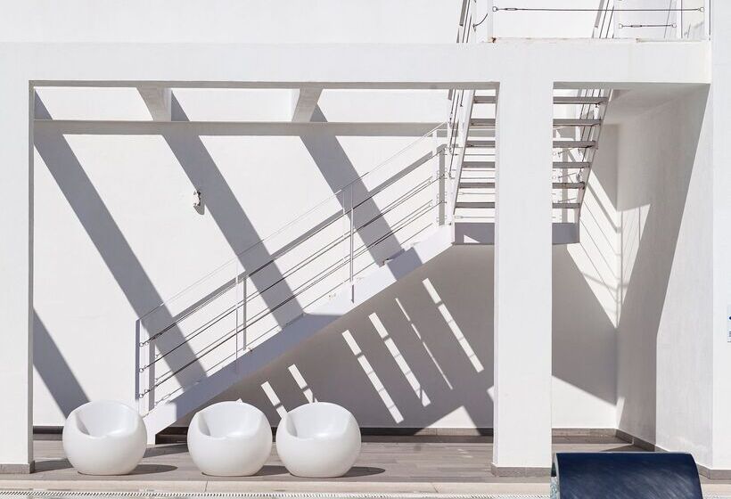 Отель Playa De La Luz