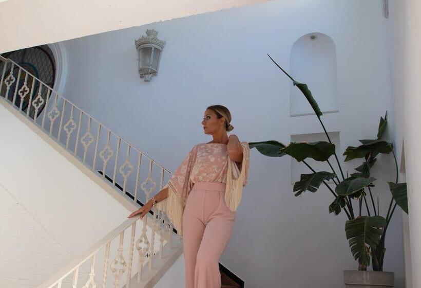 Отель Playa De La Luz