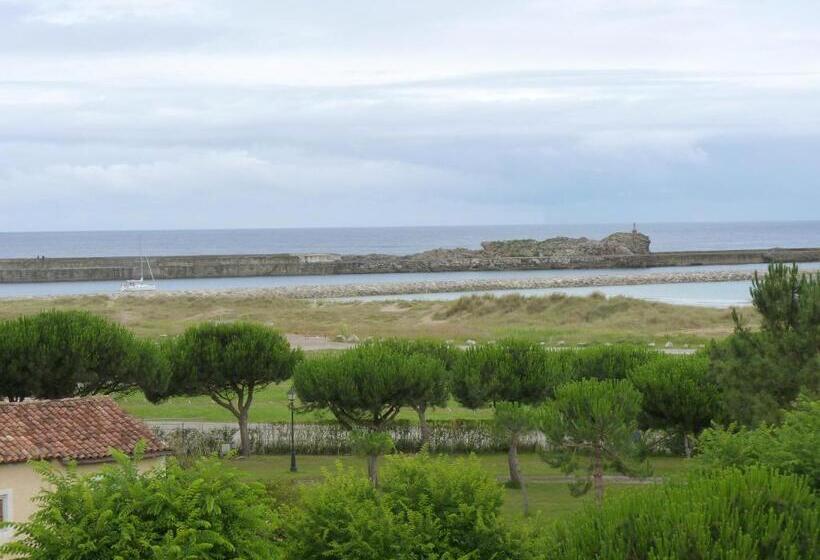 هتل Playa De Merón