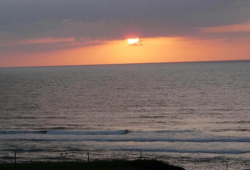 هتل Playa De Merón