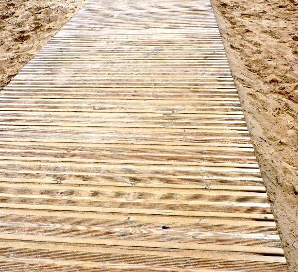 هتل Playa De Merón