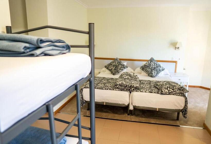 هتل Playa De Merón