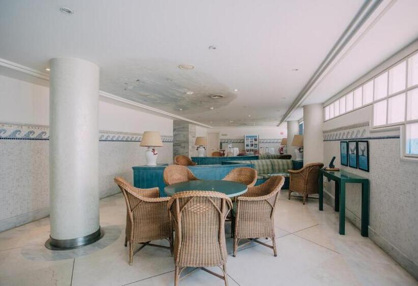 Отель Playa Victoria